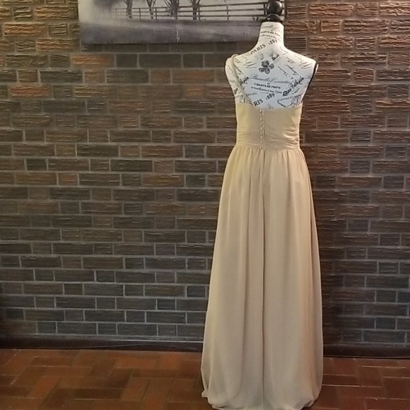 Alfred Angelo long one shoulder gold dress - Picture 4 of 5